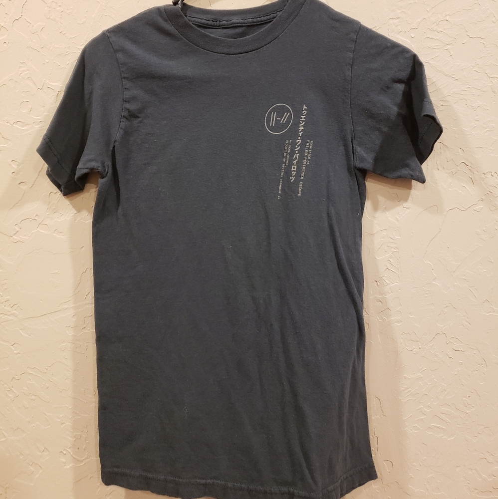 Hot Topic Trench Top T-Shirt